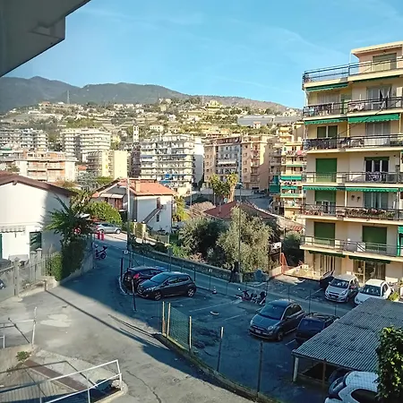 Casa Gioia & Parking * San Remo